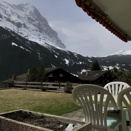 Almis Sunna Grindelwald